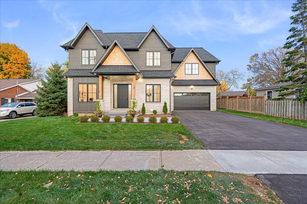 01-Exterior Front